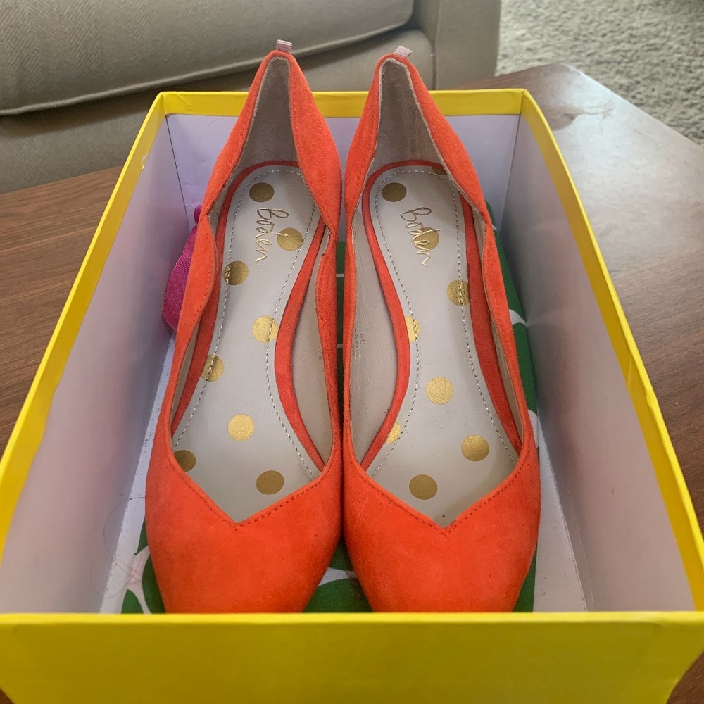 COPY - Boden Madison Classic Suede Heels, Red/Orange, Pointed/Scalloped, Size 7